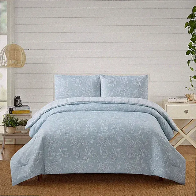 Modern Heirloom Full/Queen Leaf Comforter Blue